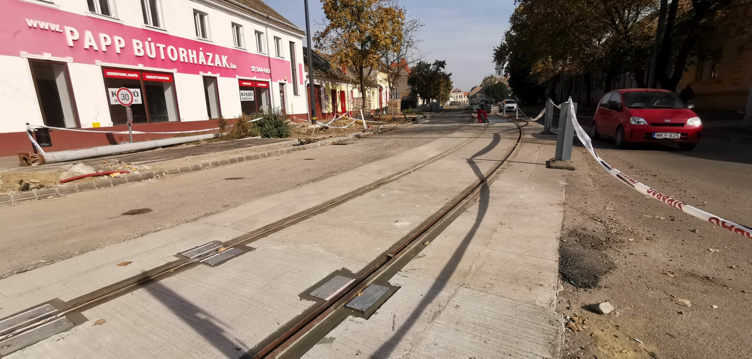 Lázár János: időarányosan és jól haladnak a Tram-Train munkálatai (X) 2