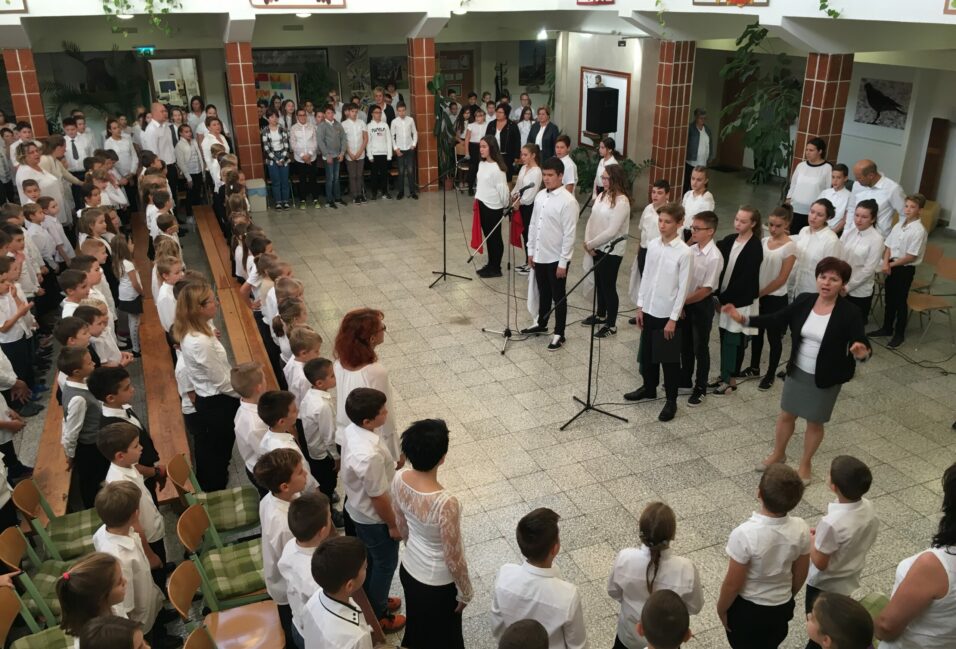 Mindannyian a pesti srácok és lányok utódai vagyunk