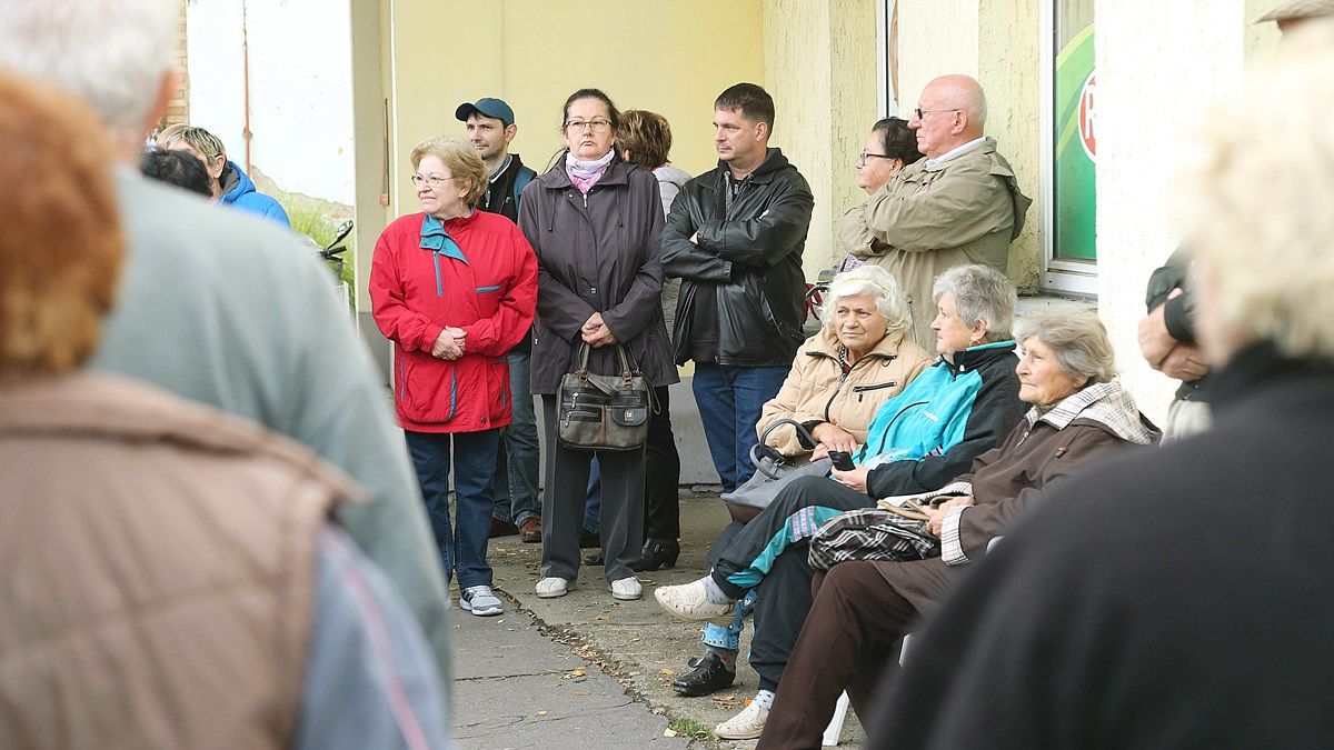 „Tiszta lap és új stílus kell a város élére” – Újvároson és Susánban fórumozott Grezsa 13