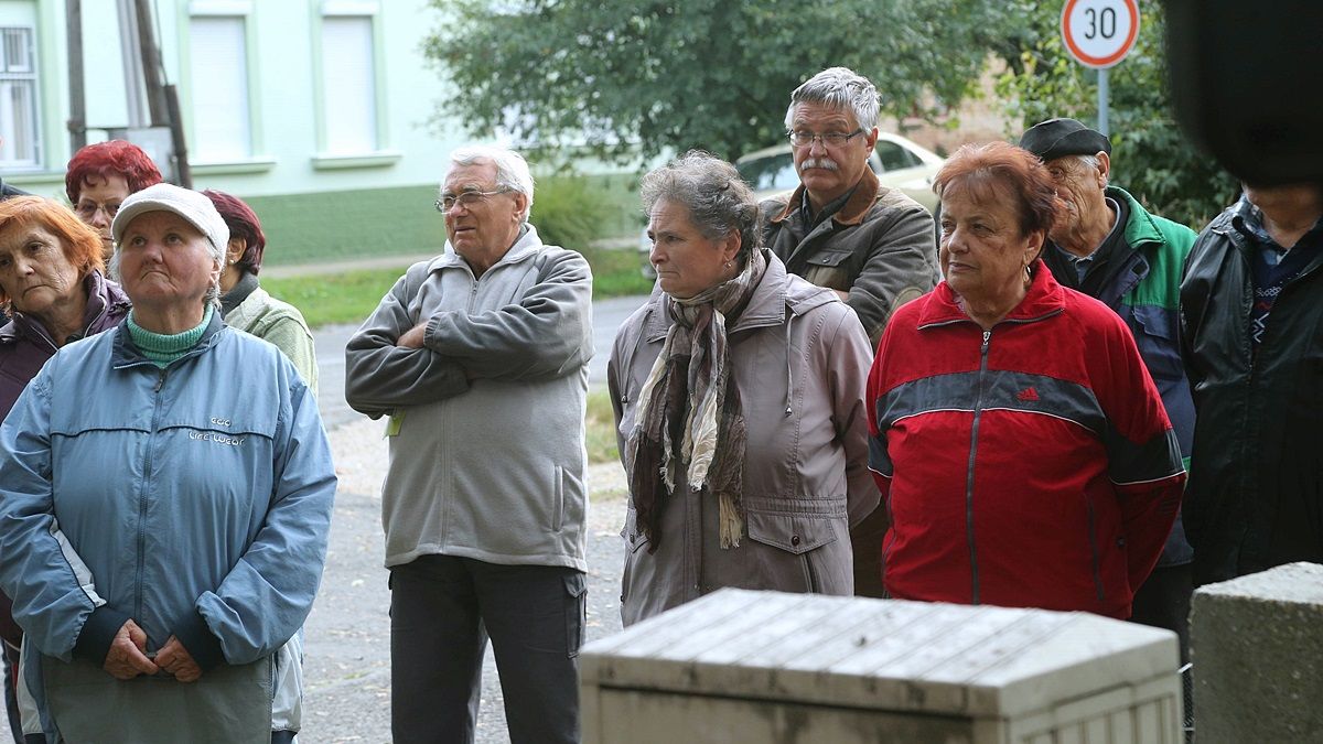 „Tiszta lap és új stílus kell a város élére” – Újvároson és Susánban fórumozott Grezsa 5