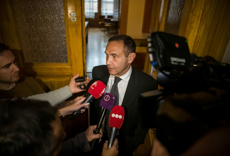 Fenyő-gyilkosság: Gyárfás Tamás tagadta bűnösségét a bíróságon
