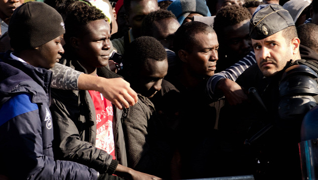 Francia kormányzati terv: 50 millió migránst akarnak Európába telepíteni