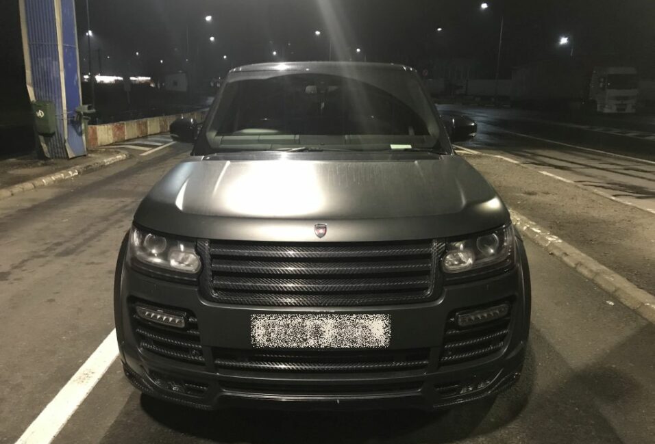 Körözött Range Rover Nagylakon 1