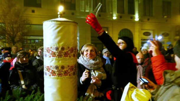 Már a második gyertya is ég Vásárhely adventi koszorúján 14