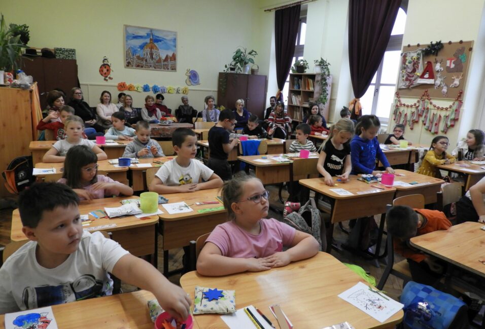 Óvónőket láttak vendégül a Szent István elsősei