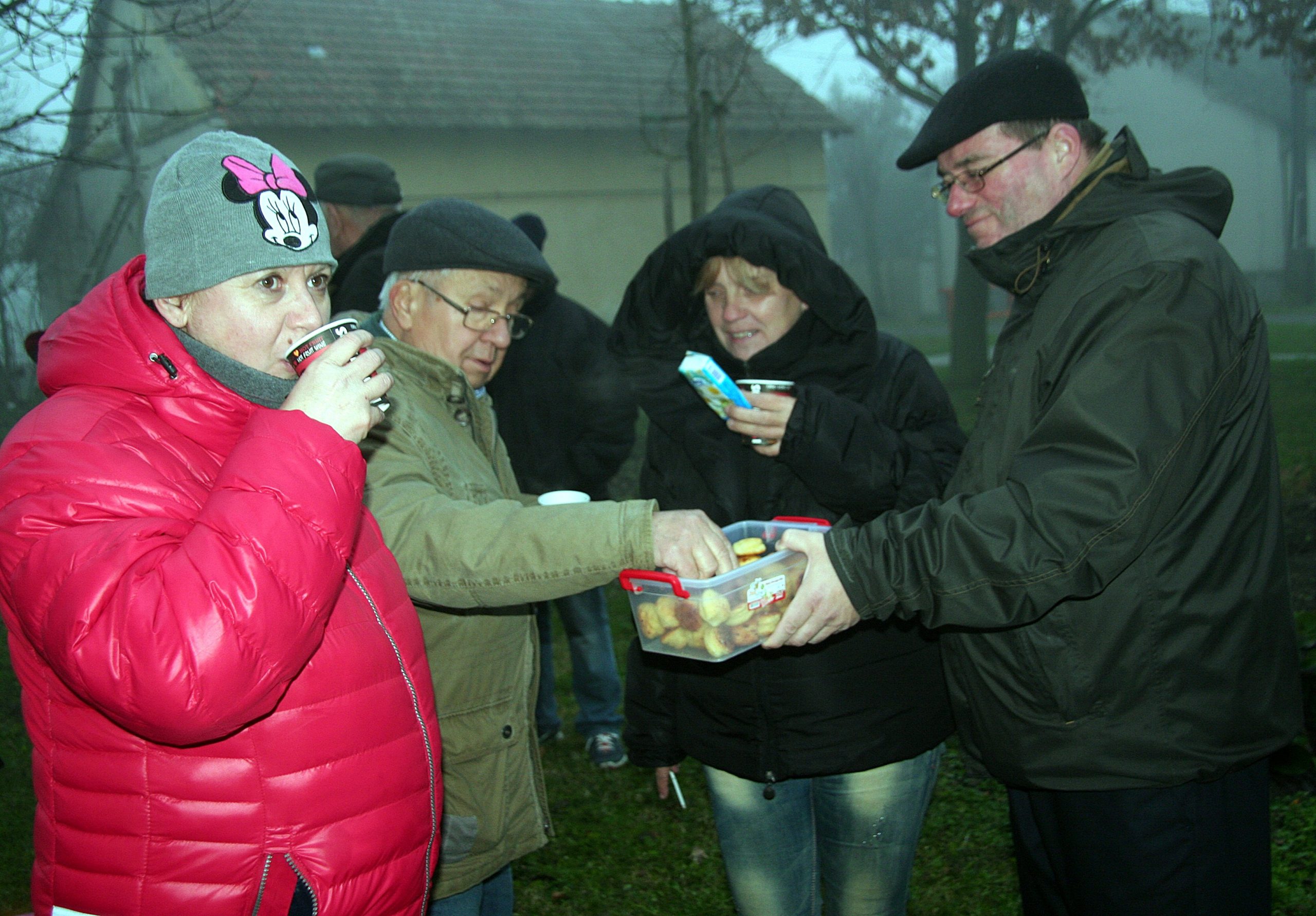 Szeretetünnepség és a remény gyertyája Klárafalván 12