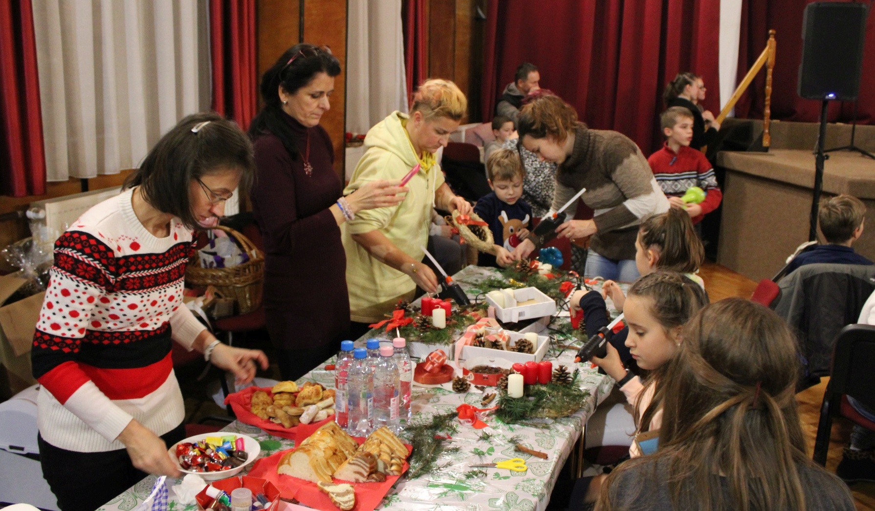 Vidáman indult, meghitten ért véget a második székkutasi Advent 5