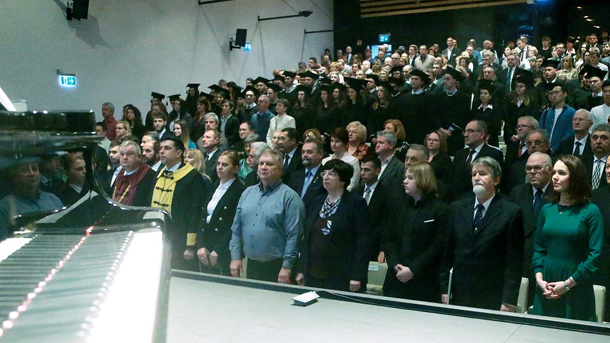 Átvették diplomáikat a Mezőgazdasági Kar végzősei 10