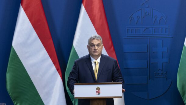 Orbán: jelentősen megnőtt a migrációs nyomás a magyar-szerb határon