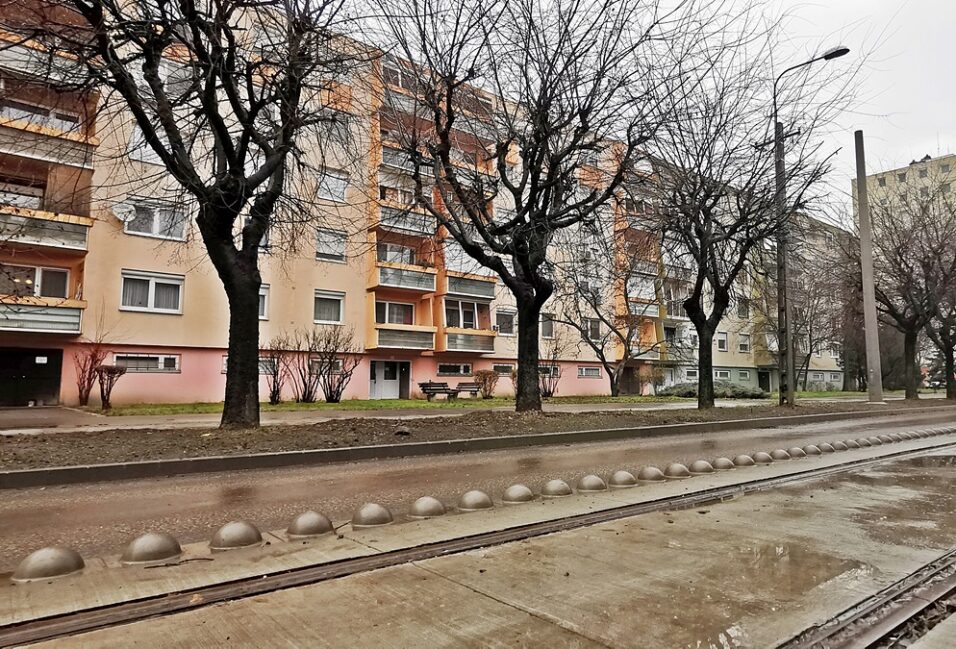 Stabil lakásárak és stabil kereslet a tram-train nyomvonal mellett Vásárhelyen 2