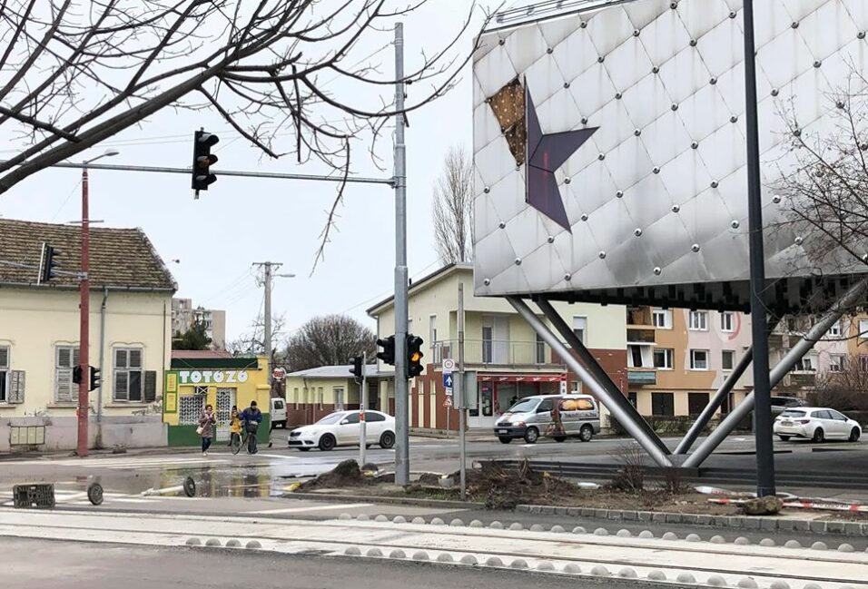 Az Emlékpontot is megrongált a viharos szél