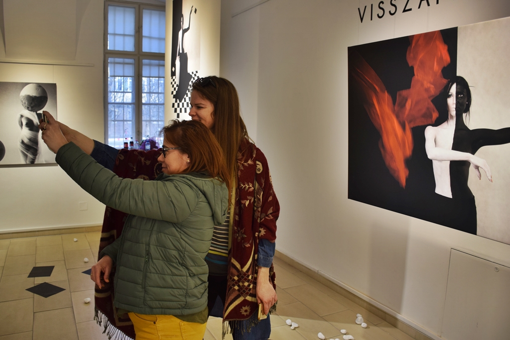 Eifert János, a képzelet fotográfusa - Monumentális életműtárlat az Alföldi Galériában 16