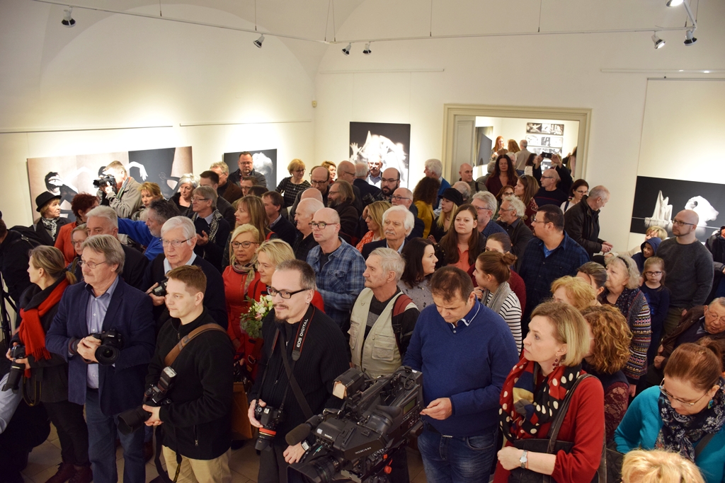 Eifert János, a képzelet fotográfusa - Monumentális életműtárlat az Alföldi Galériában 1