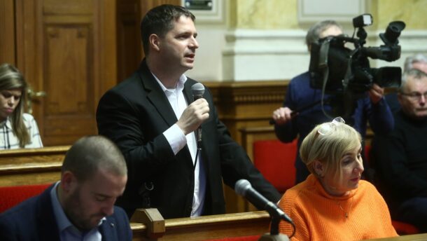 Fehérek is lehetnek a taxik Vásárhelyen 7