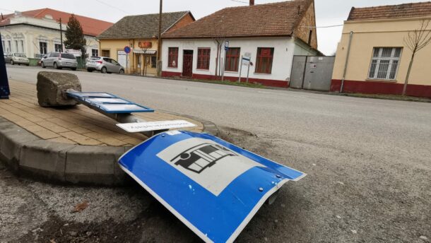 Tovább szedi „áldozatait” a viharos szél Vásárhelyen