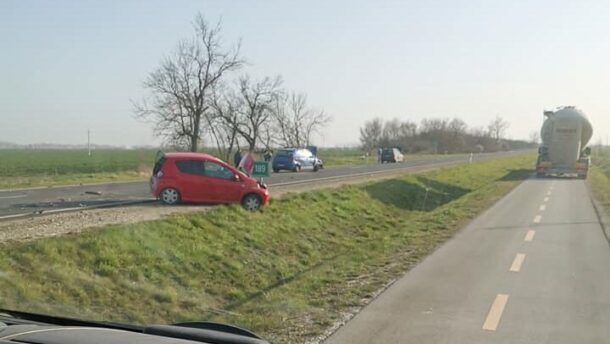 Baleset miatt lezárták a 47-es utat Hódmezővásárhely és Székkutas között