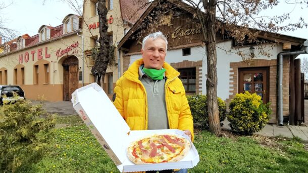 Házhozszállítást és kövön sült pizzákat kínál a Kenguru