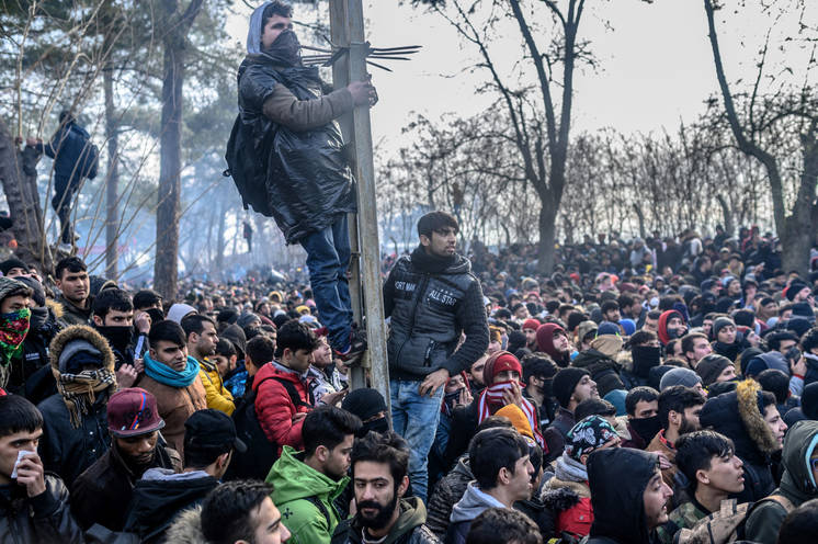 Migránsok tízezrei lépték át az Európai Unió határait