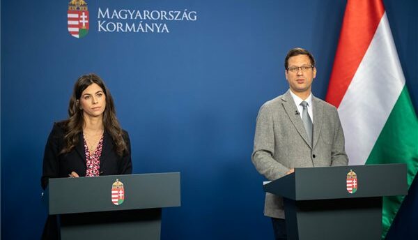 Gulyás: május 3-ig hatályosak a jelenlegi szabályok