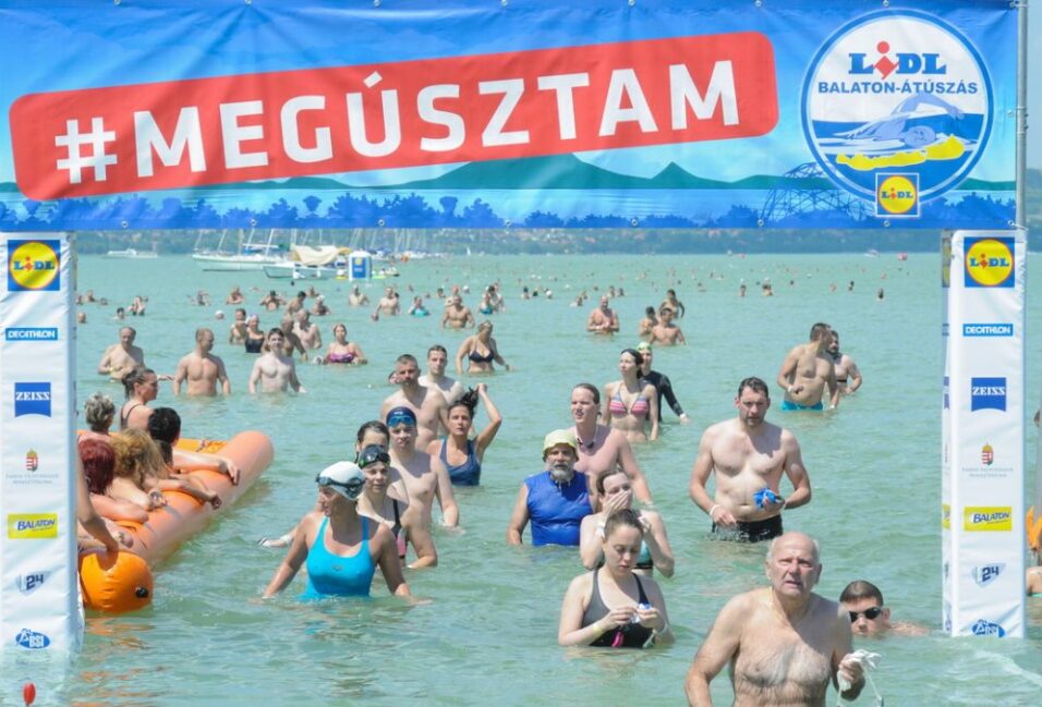 Augusztus 1-jén rendezik meg a 38. Balaton-átúszást