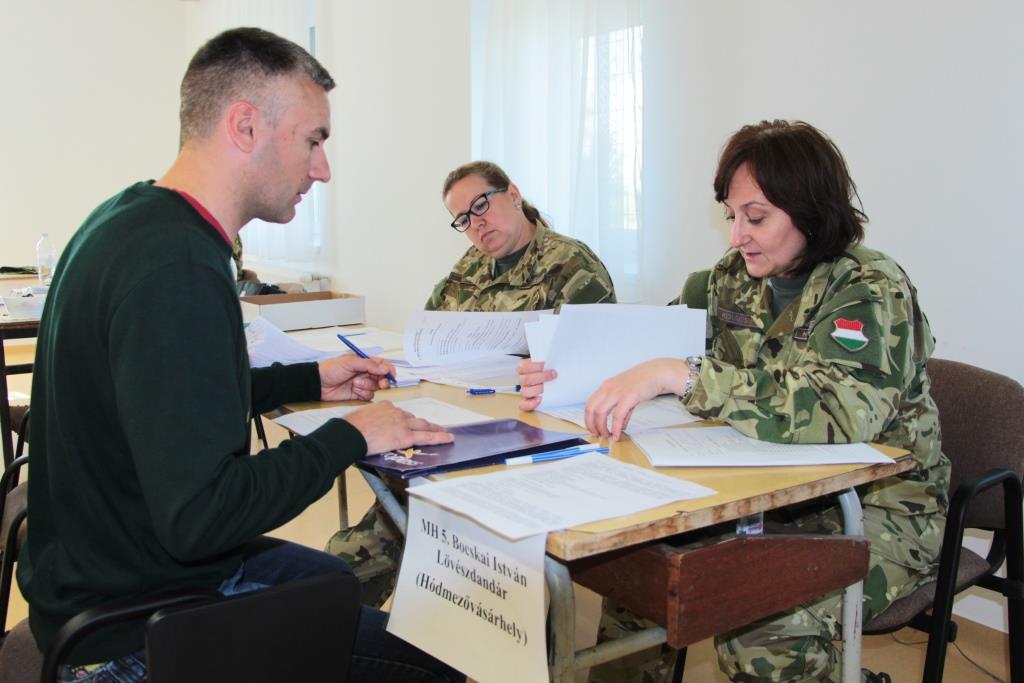 Katonai alapfelkészítés kezdődött Hódmezővásárhelyen 3