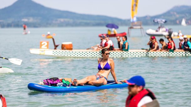 Már lehet nevezni az augusztusi Balaton-átevezésre