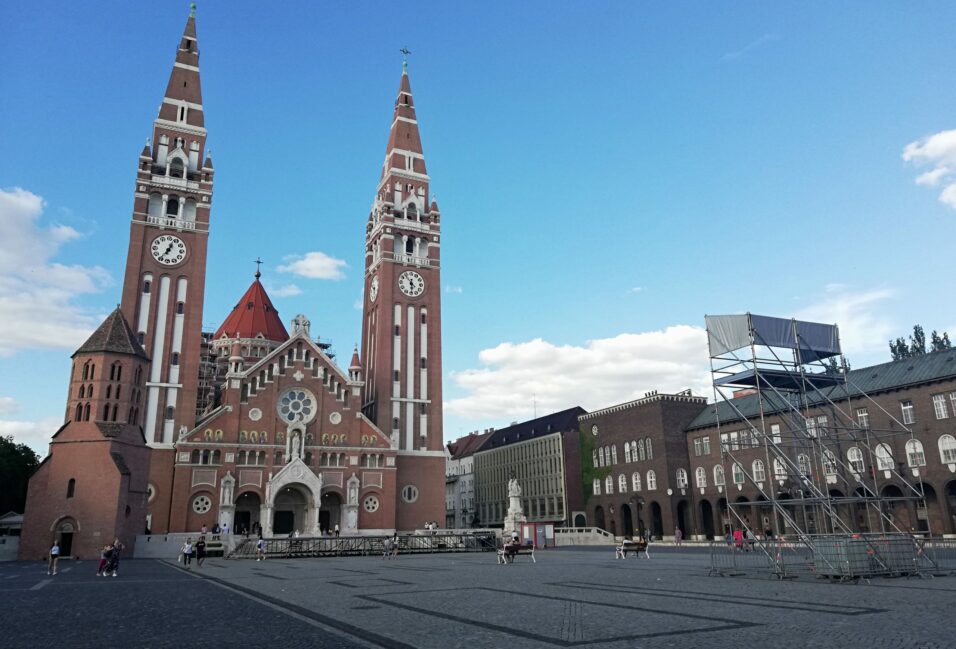 Épül a Dóm téri Szabadtéri színpad