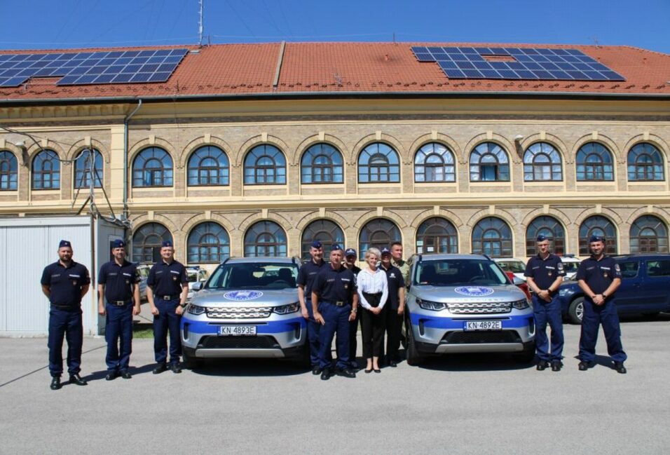 Két új terepjáró állt szolgálatba a szerb határszakaszon