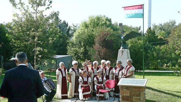 Székkutasi Trianon-emlékmű avató