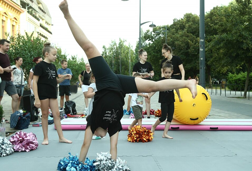 Hatodik alkalommal sportoltak közösen a Mozgás Éjszakáján 4