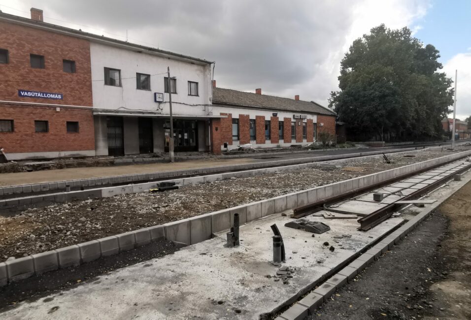 A Nagyállomás környékén folynak komolyabb építési munkálatok a tram-train beruházásban 2