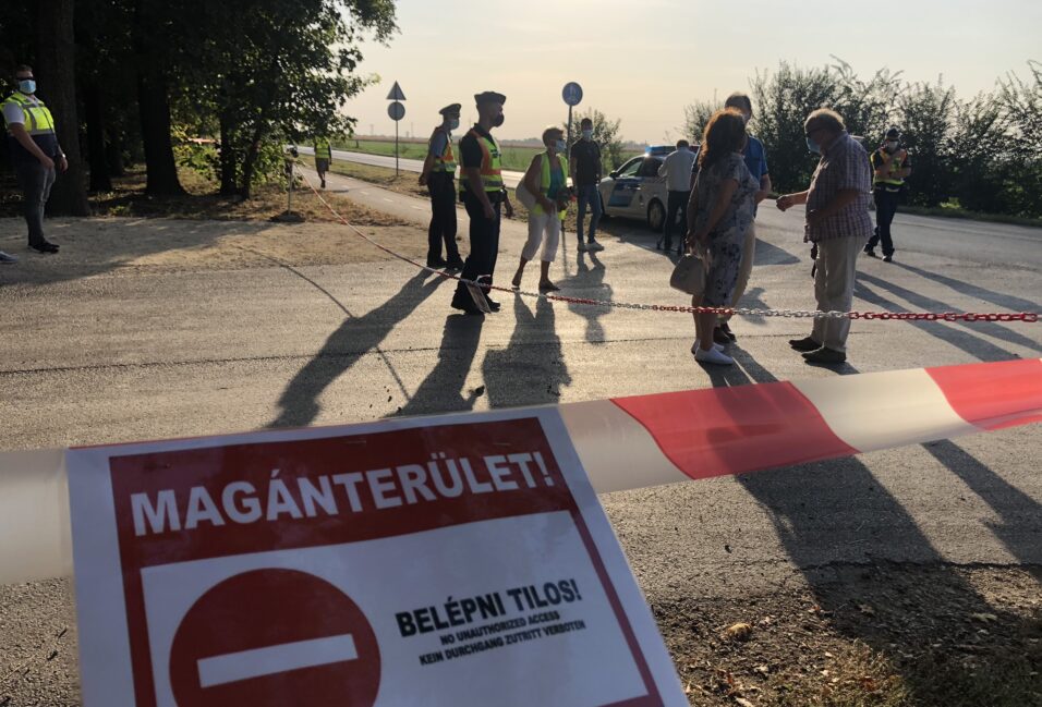 Gyér érdeklődés mellett zajlott Márki-Zay tüntetése 1