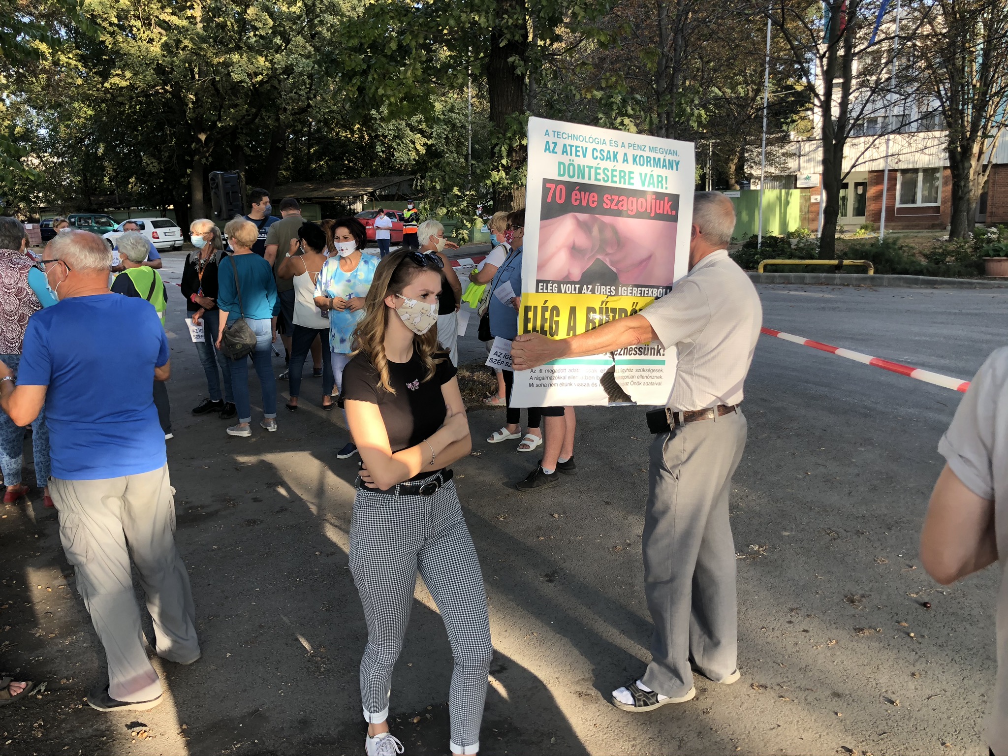 Gyér érdeklődés mellett zajlott Márki-Zay tüntetése 4