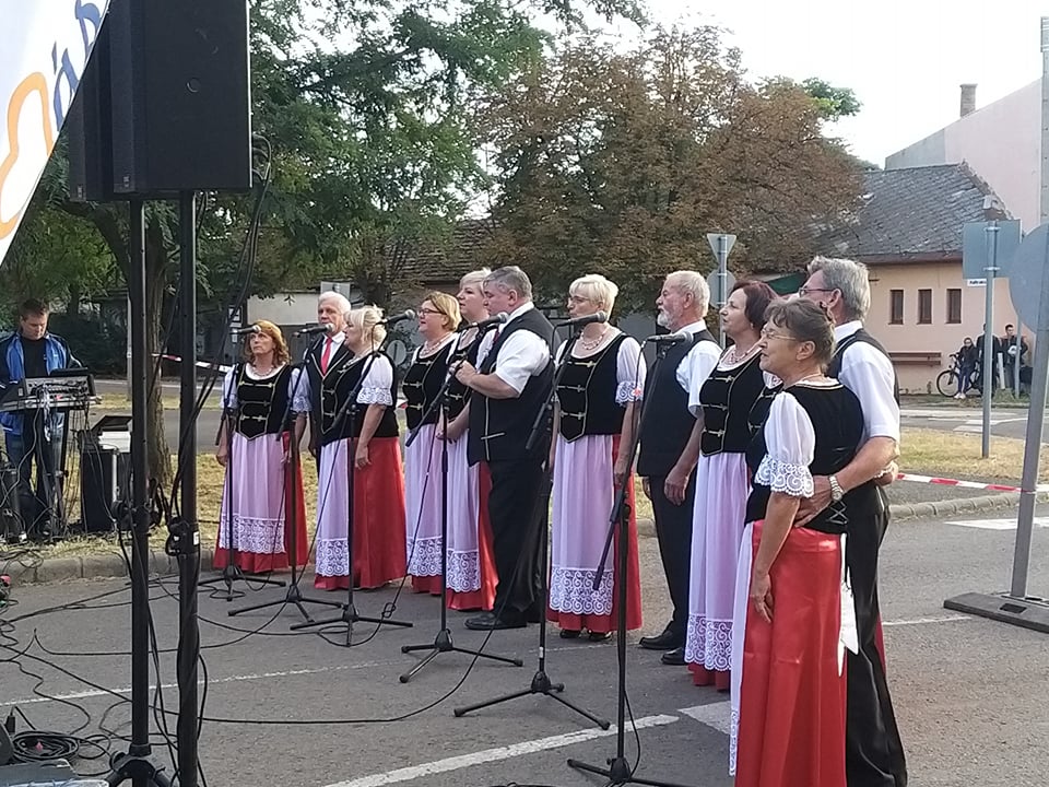 Mazsorett, mese és operett a tabáni délutánon 9