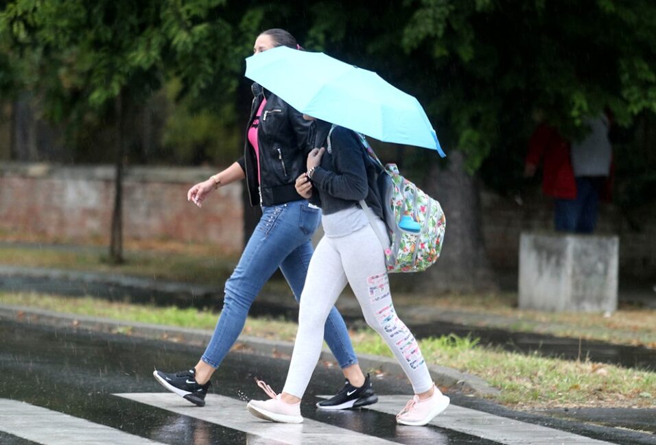 Szakadó esőben sem hagyták cserben a vásárhelyi gyermekeket 2