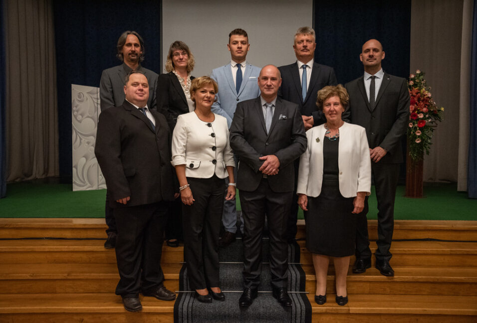 22 év után lemondott Gubacsi Enikő, algyői képviselő 1