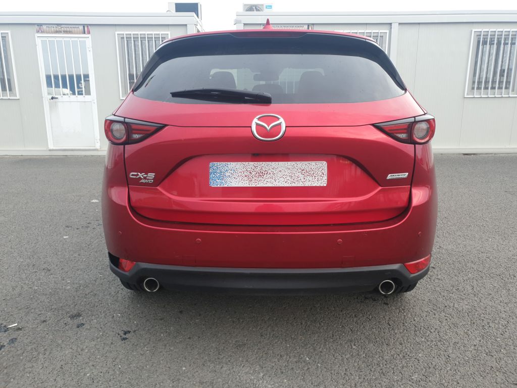 Körözött Mazda hamis alvázszámmal 1