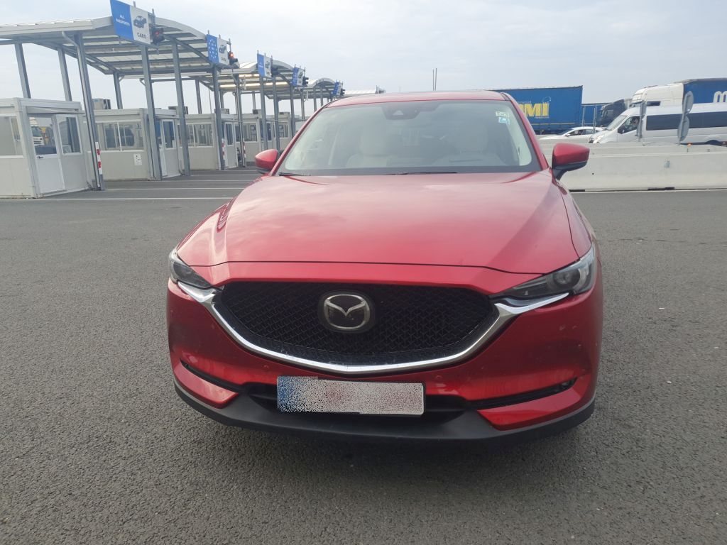 Körözött Mazda hamis alvázszámmal 2