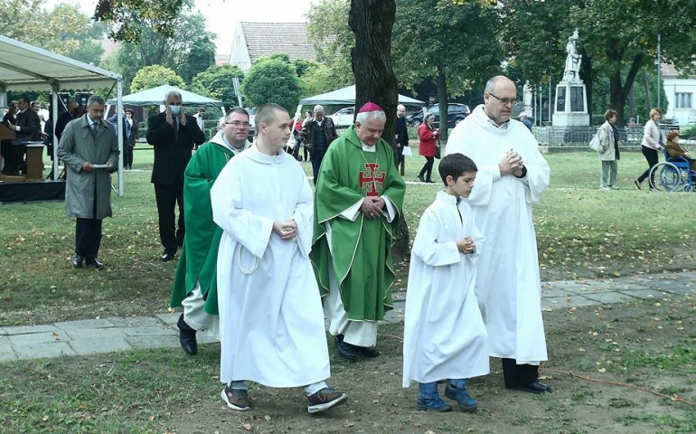 Lázár János: bajban, veszteségben, gyászban a hit jelenti a végső segítséget 1