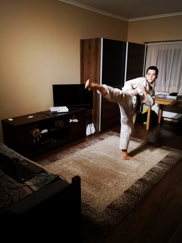 Nemzetközi, online taekwondo szemináriumon vett részt a Máté Taekwondo 4
