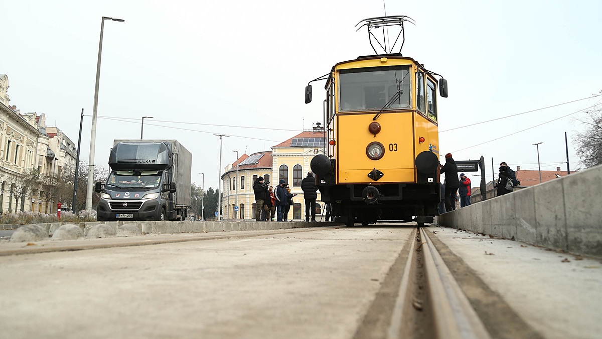 Péntekig rója a köröket a próbavillamos Vásárhelyen 9