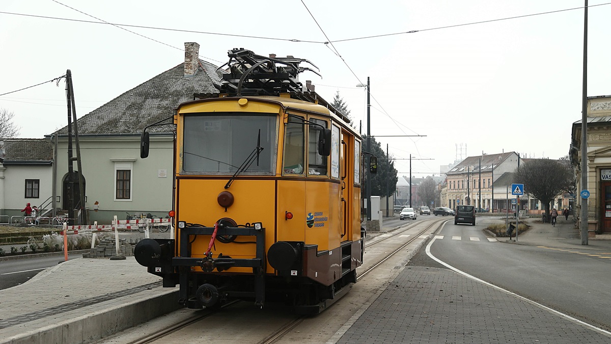 Péntekig rója a köröket a próbavillamos Vásárhelyen 4