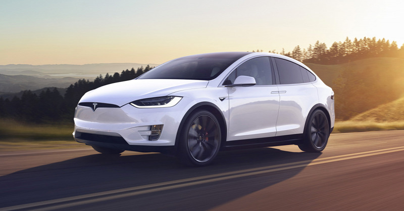 Közel félmillió autót adott el tavaly a Tesla