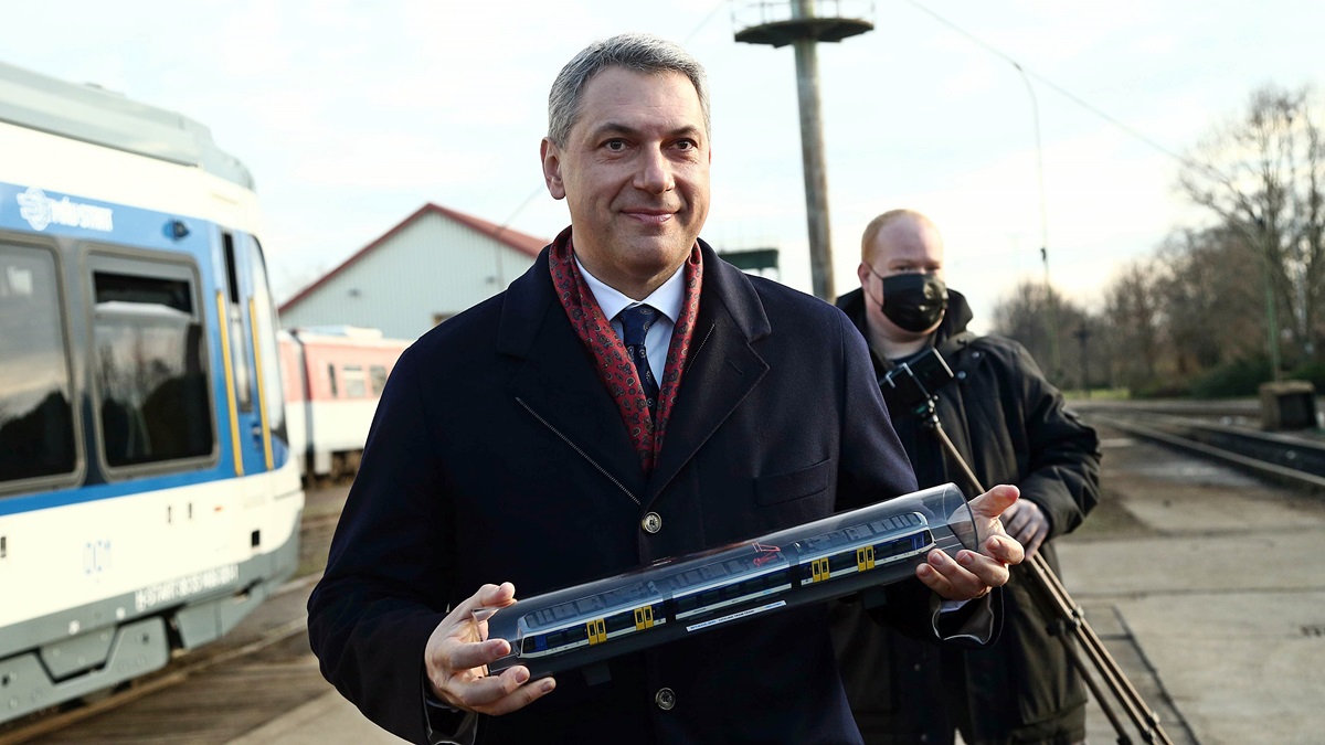 Lázár János: a vásárhelyieknek a tram-train az évszázad üzlete! 10