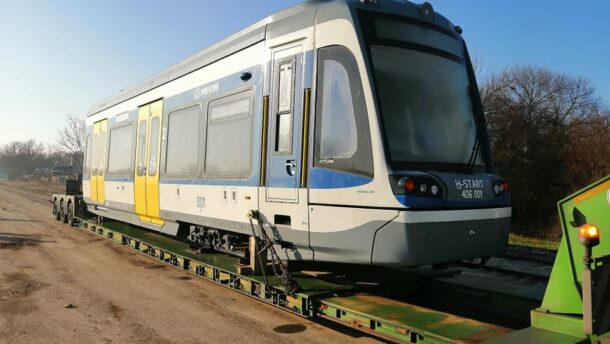 Már Szentesen van az első tram-train szerelvény 8