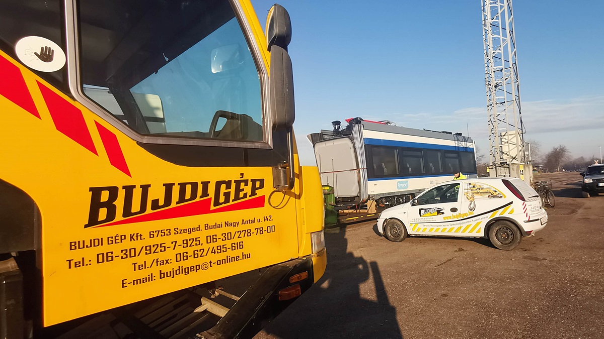 Már Szentesen van az első tram-train szerelvény 21