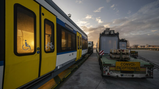 Elindul Magyarországra a második tram-train