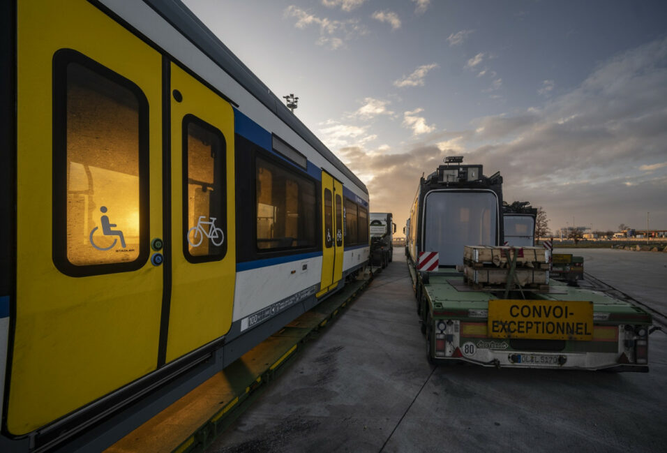 Elindul Magyarországra a második tram-train