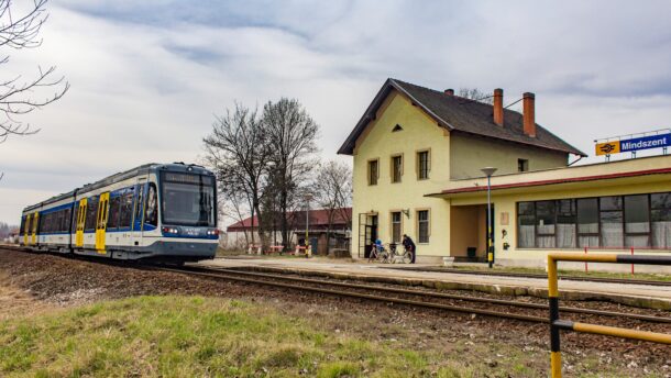 Mindszenten járt a tram-train