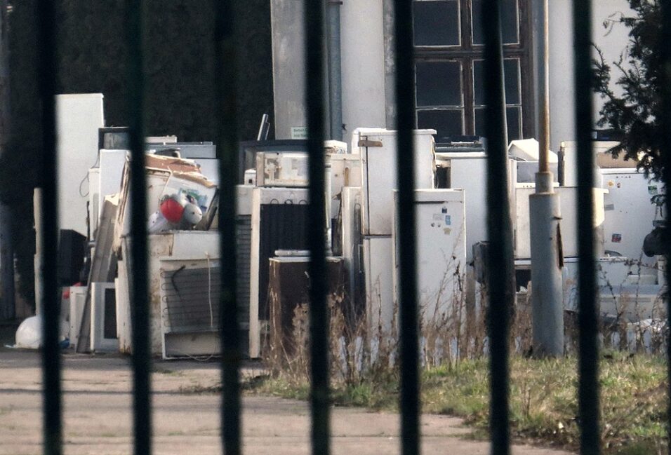 „Zöld Vásárhely” – hegyekben áll a hulladék a Serháztéren 1